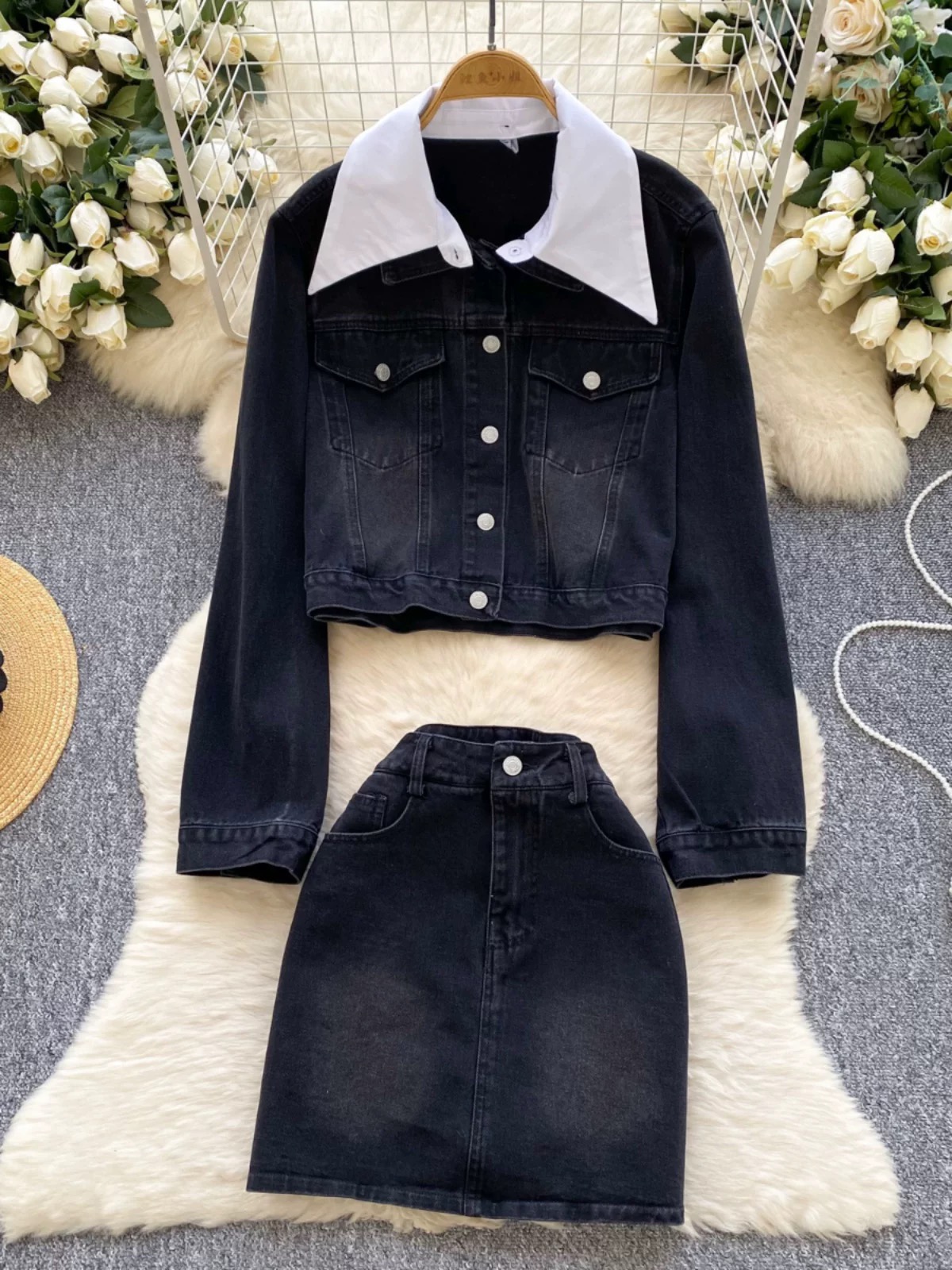 She has all access set DTP181 images